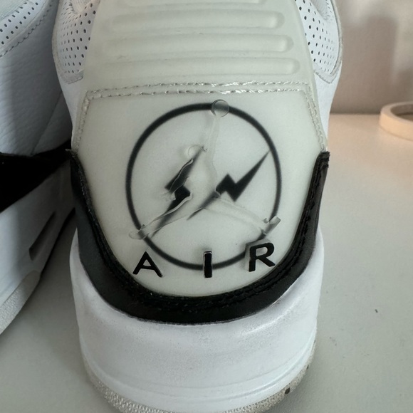 Jordan 3 Retro Fragment. Size 9.5 men’s. - Picture 5 of 6